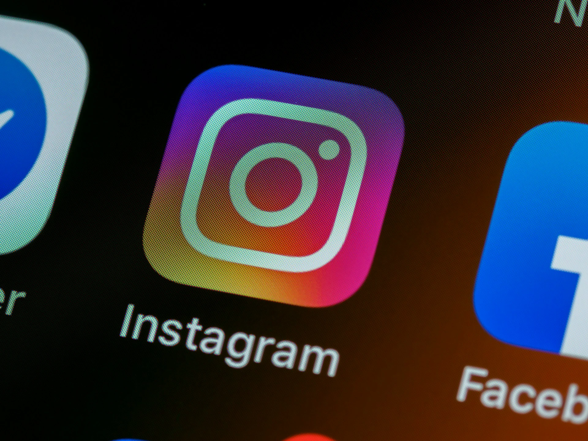 Meta otpu&scaron;ta zaposlenike u vi&scaron;e odjela, uključujući Instagram i WhatsApp